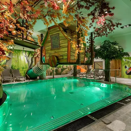 Hotell Restaurant Hexenalm 4*