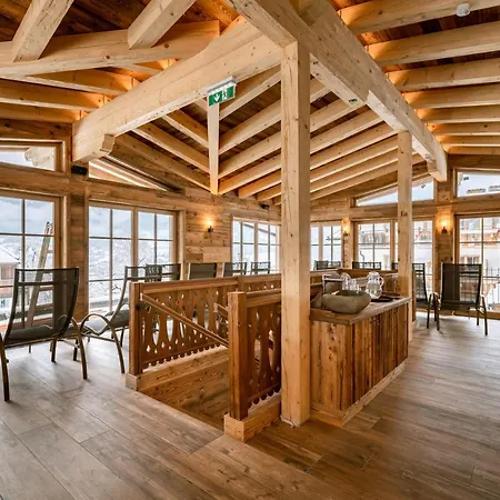 ホテル Restaurant Hexenalm 4*