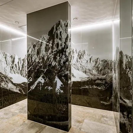 Restaurant Hexenalm ホテル 4*