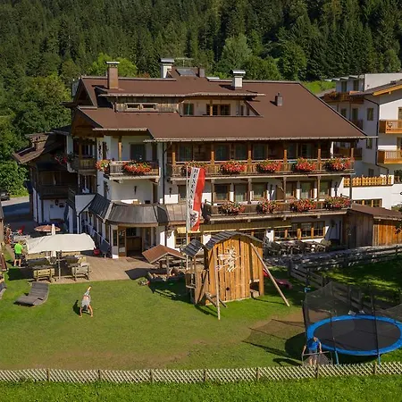 ホテル Restaurant Hexenalm 4*